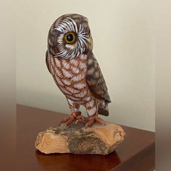 John Madison Woodcarved Spotted Owl Hand Carved And Hand Painted - Picture 2 of 8